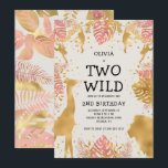 Invitation Girls Two Wild 2e Anniversaire Pink Ecru Safari<br><div class="desc">Cette invitation à la fête du deuxième anniversaire de cette "deux sauvages" jungle safari a pour thème les animaux de fausse feuille d'or (girafe, lion et singes), le feuillage de la jungle dorée et rose, et un arrosage de confettis d'or sur un arrière - plan écru. Ajoutez le nom de...</div>