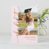 Invitation Girly Pink & Gold Elle L'A Fait Diplôme Photo (Debout devant)