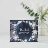 Invitation Glam Floral Wreath Navy Blue Winter Fête des marié (Debout devant)