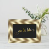 Invitation Glam Gold Foil et Black Wedding Enregistrer la dat (Debout devant)