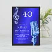 Invitation Glitzy Music Note & Microphone Karaoke Anniversday (Debout devant)