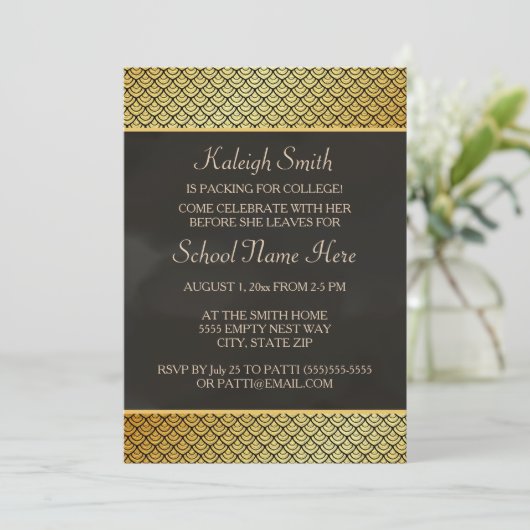 Invitation Gold and Black Trunk Party "Off To Coll (Debout devant)