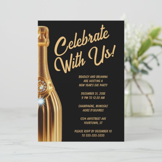 Invitation Gold Champagne Bottle on Black New Year's Eve (Debout devant)