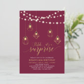 Invitation Gold & Red Modern Surprise 60e fête d'anniversaire (Debout devant)