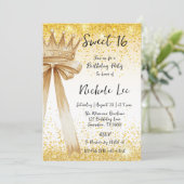 Invitation Golden & Elegance : Sweet 16 Crown & Bow (Debout devant)