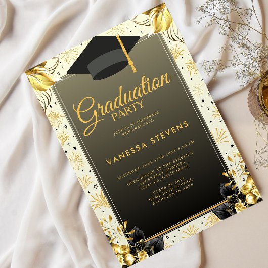 Invitation Golden Et Beige Illustré Joyeux Jour De Graduation