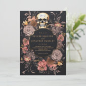 Invitation Gothique Crâne Floral Mariage noir (Debout devant)