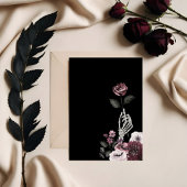 Invitation Gothique Halloween Squelette Rose main Baby shower