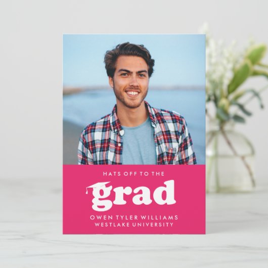 INVITATION GRAD CASQUETTES RETRO OFF À GRAD PHOTO GRAD INVITA (Debout devant)