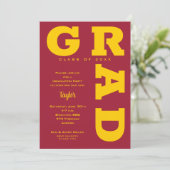 Invitation GRAD Gold sur Crimson Graduation (Debout devant)