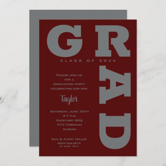 Invitation GRAD Grey sur Dark Maroon Graduation (Devant / Derrière)