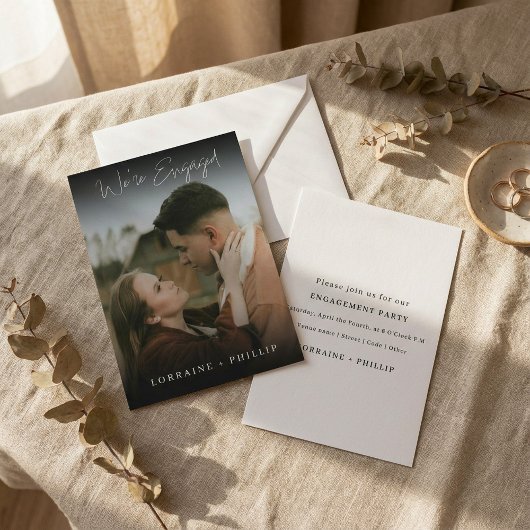 Invitation Gradient foncé lisse Nous sommes engagés Invitatio