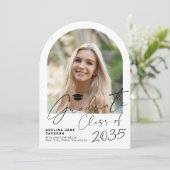 Invitation Graduate arch photo modern script graduation party (Debout devant)