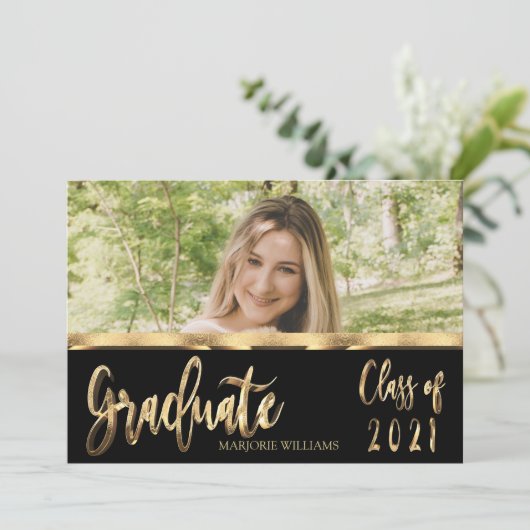 Invitation Graduate Class of 2021 Black and Gold Script (Debout devant)