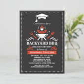 Invitation Graduation BBQ Backyard Black (Debout devant)