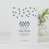 Invitation Graduation Cap Toss Silver & Black Grad Party (Debout devant)