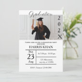 Invitation Graduation minimaliste (Debout devant)