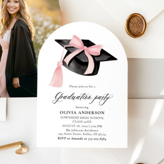 Invitation Graduation moderne Pink Bow Graduation Cap Arched