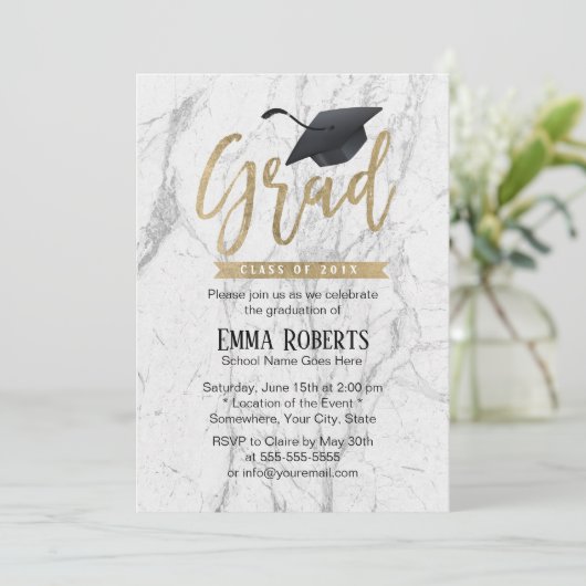 Invitation Graduation Party Moderne Marbre blanc Gold Script (Debout devant)