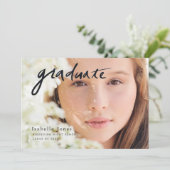 Invitation Graduation simple de script photo (Debout devant)