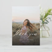 Invitation Graduation Thank You Card (Debout devant)