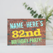 Invitation Graffiti muraux en briques inspiré 82e anniversair (Debout devant)