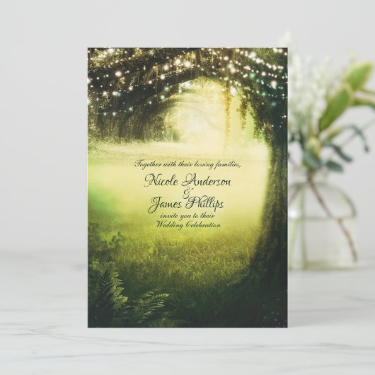 Invitation Green Glow Forest & String Lumières Russe Mariage (Debout devant)