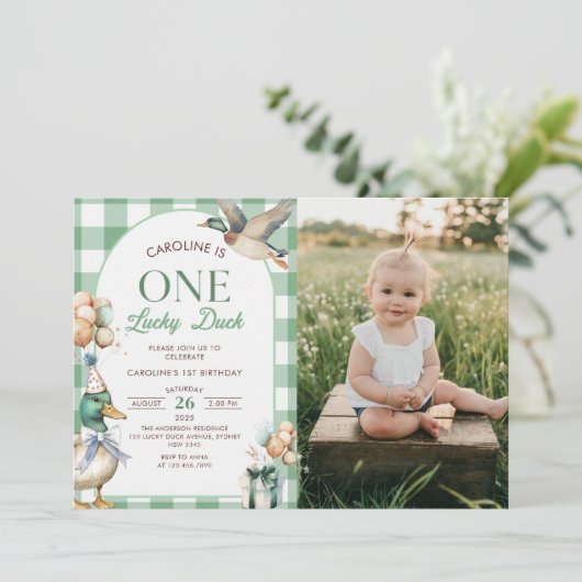 Invitation Green One Lucky Duck 1er Anniversaire Photo Invita (Debout devant)