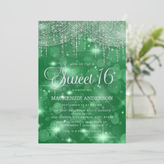 Invitation Green String Lights Bokeh Sweet 16 (Debout devant)