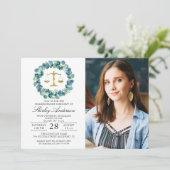 Invitation Green Wreath Law School Graduation Photo (Debout devant)