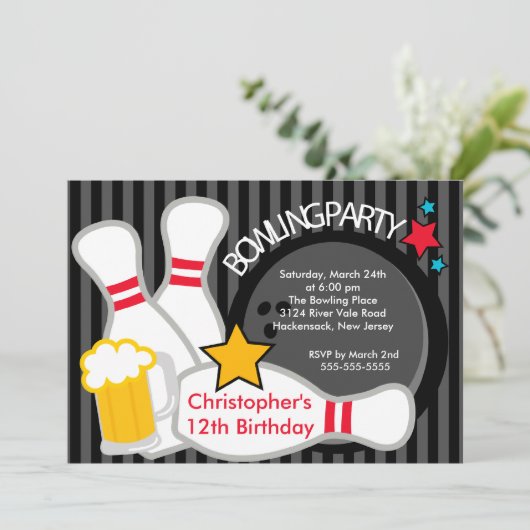 Invitation Grève vers le haut d'invitation de fête (Debout devant)