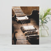 Invitation Guitare de musique country occidentale en bois de (Debout devant)