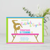 Invitation Gymnastique des roues et cupcakes (Debout devant)