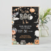 Invitation Halloween 2e anniversaire Notre petit livre est de (Debout devant)