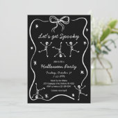 Invitation Halloween à la main de Whimsical Drake Skeleton Bo (Debout devant)