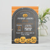 Invitation Halloween Citrouille orange et noir (Debout devant)