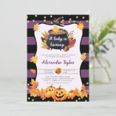 Invitation Halloween Citrouille sorcière mignonne bébé fille  (Debout devant)