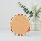 Invitation Hamburger cheeseburger mignon café (Debout devant)