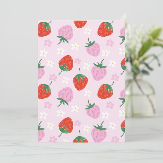 Invitation Hand-Drawn Aesthetic Strawberry Seamless Pattern (Debout devant)