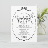 Invitation Hand-drawn Black Bow Cap Photo Graduation Party (Debout devant)