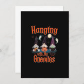 Invitation Hanging With My Gnomies Funny Gnome Halloween Cost (Devant / Derrière)
