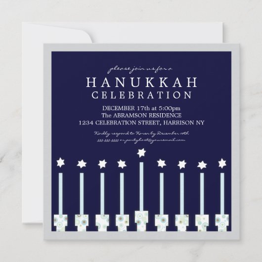 Invitation Hanoukka Menorah avec des bougies dans le point de (Devant)
