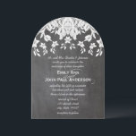 Invitation Heirloom Chalkboard et dentelle mariage élégant<br><div class="desc">Coeurs de tableau de bord et dentelle élégante invitation de mariage. Si vous aimez Downtown Abby,  ces invitations représentent la beauté de la dentelle fleurie sur un simple arrière - plan en damier. Ce serait parfait pour un mariage en soirée avec des tentes éclairées et de la musique douce.</div>