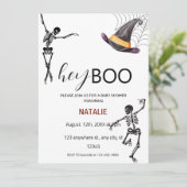 Invitation Hey Boo Baby shower de squelette (Debout devant)