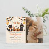 Invitation Hey Boo ! Baby shower d'Halloween de chat noir (Debout devant)