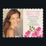 Invitation Hibiscus de Fuchsia Hawaiian Luau Sweet 16 Photo<br><div class="desc">Beau anniversaire d'sweet sixteen hawaïen et invitation aux luau de la fête tropicale avec des fleurs d'hibiscus roses chaudes et fuchsia aux étamines jaunes et fougères vertes. Customisez-le avec la photo ou la photo préférée de la fille d'anniversaire. Un parchemin de crème arrière - plan ajoute de l'élégance et une...</div>