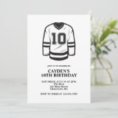 Invitation Hockey noir et blanc 10e anniversaire (Debout devant)