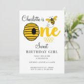 Invitation Honey Bee Hive Honey Comb First Birthday Invitatio (Debout devant)