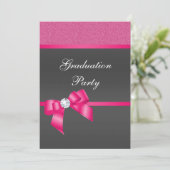 Invitation Hot Rose & Black Graduation Party (Debout devant)