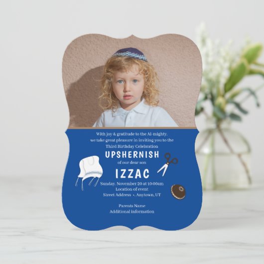 Invitation Hupshernish ou Upsherin First Hair Cut Celebration (Debout devant)